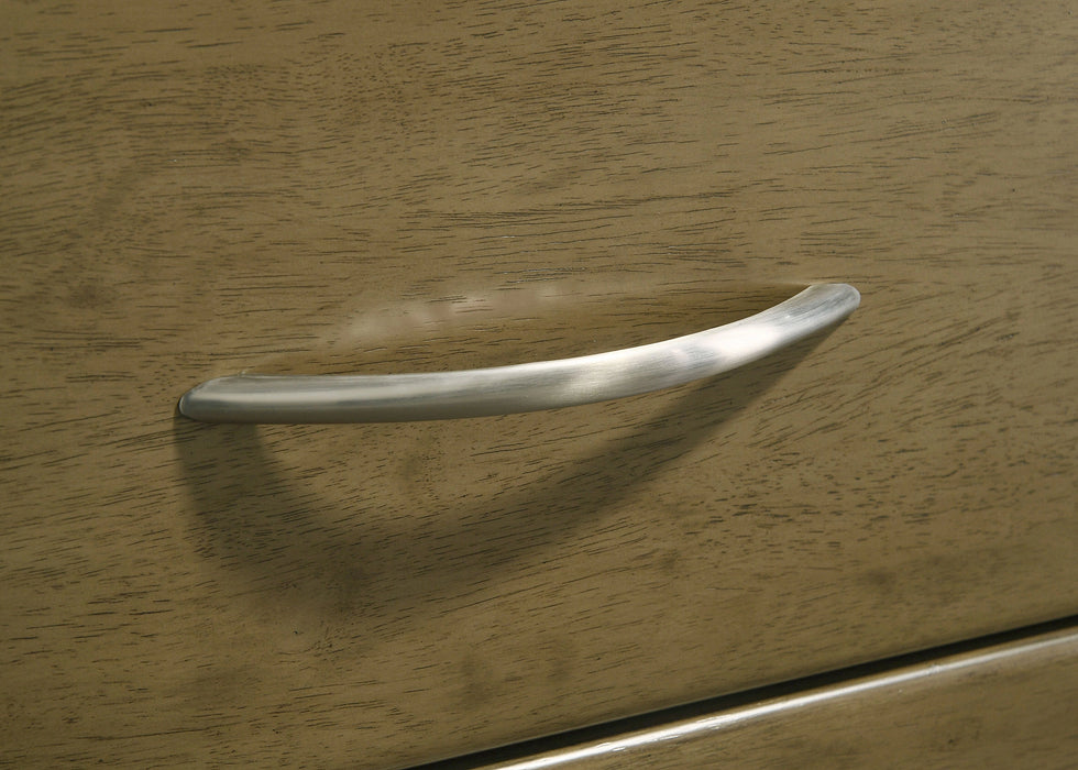 Amsbury Chest of Drawers
