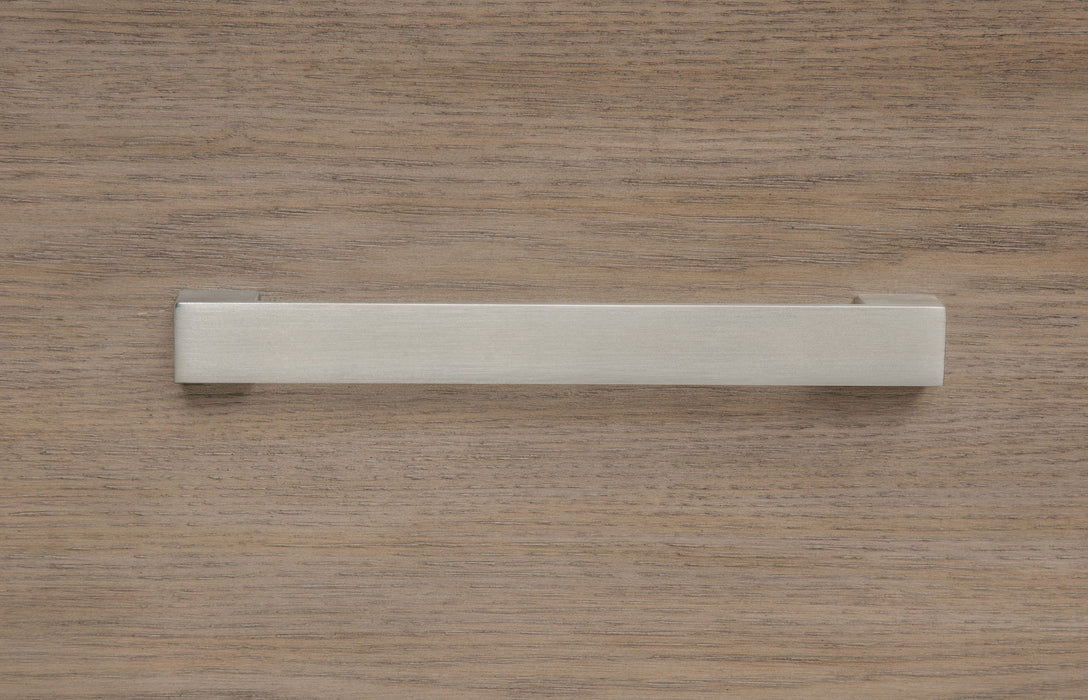 Kenora 4 & 5 Piece Bedroom Set E.King, Queen, & Cal.king