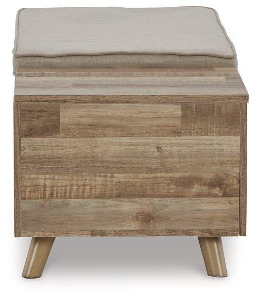 Gerdanet Storage Bench