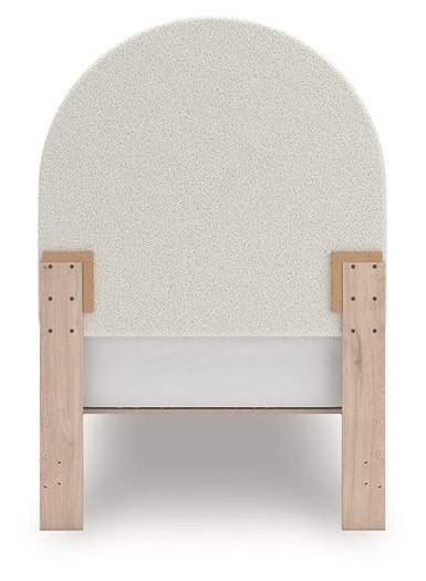 Arloster Upholstered Bed