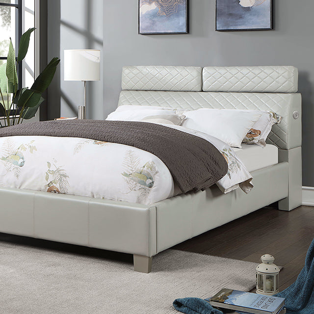 Muttenz E.King & Queen Bed