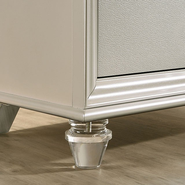 Maddie Queen Bedroom Set